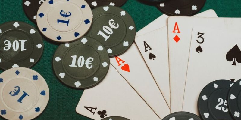 Điểm hấp dẫn của Poker nằm ở chiến thuật và sự đấu trí
